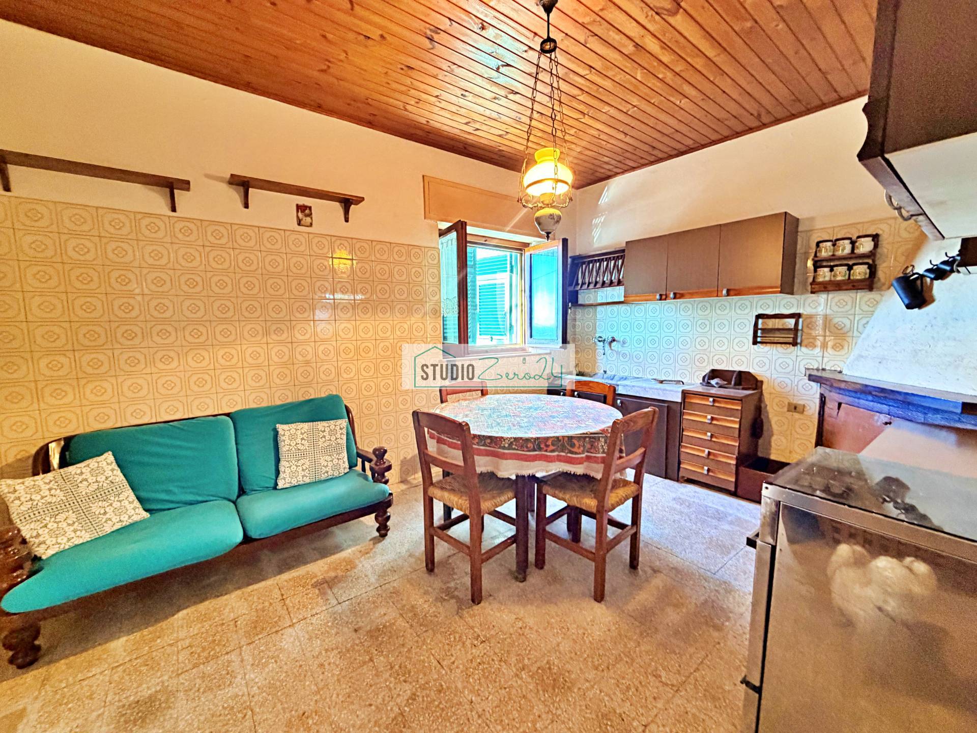 Casa semi indipendente in vendita a Pietrasanta, Capezzano Monte