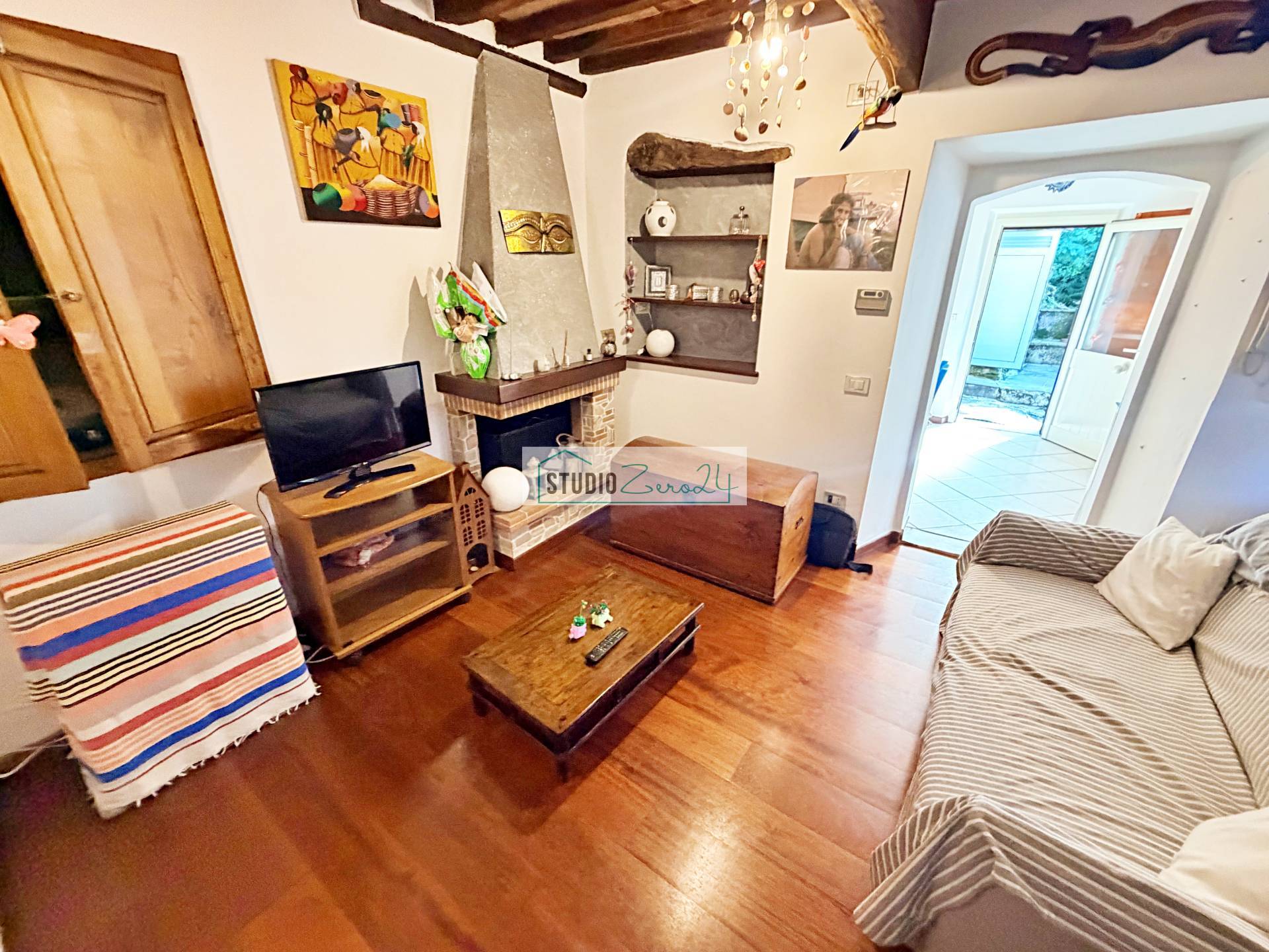 Casa semi indipendente in vendita a Pietrasanta, Vallecchia