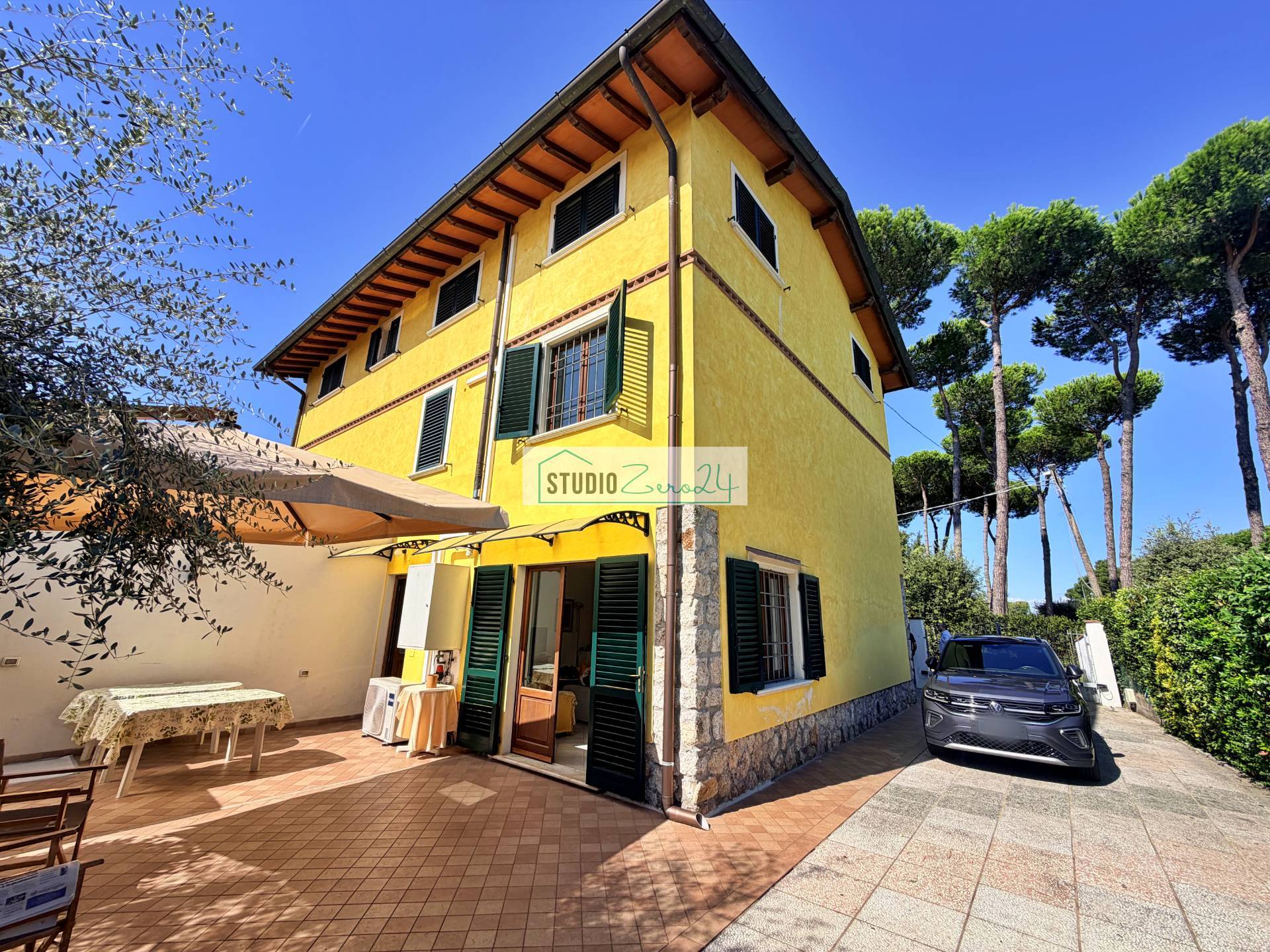 Villetta Bifamiliare in vendita a Pietrasanta, Marina di Pietrasanta
