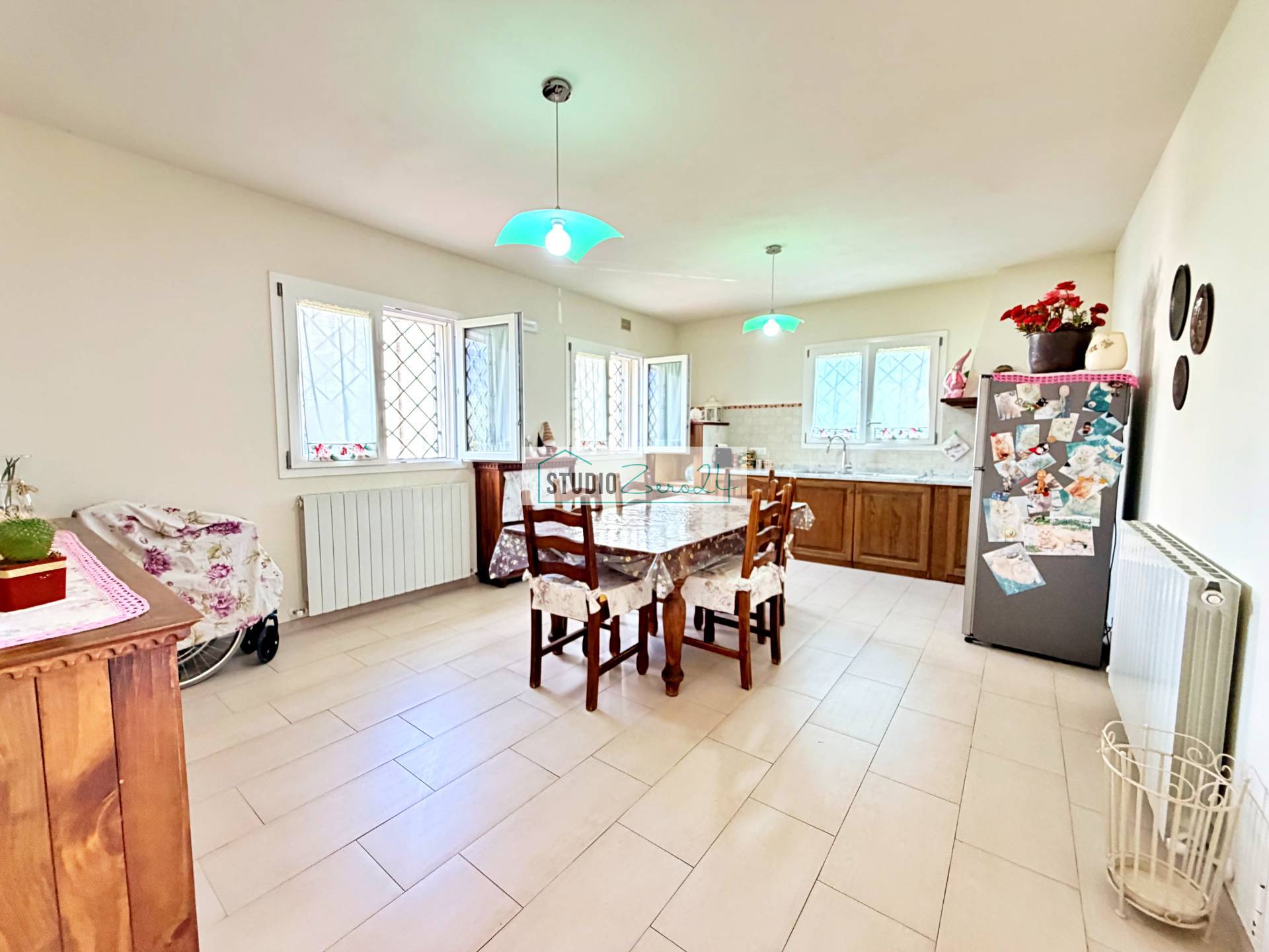 Villa in vendita a Seravezza, Querceta