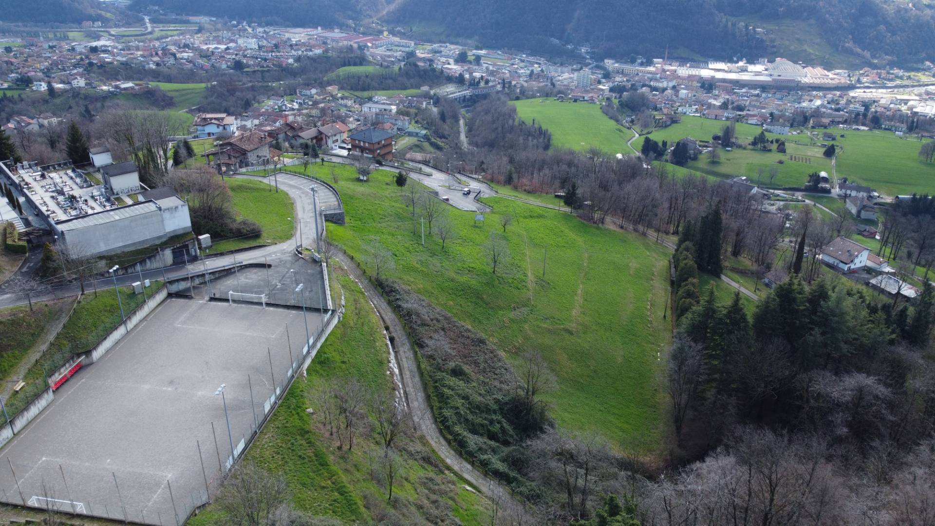 Terreno edificabile in vendita a Gazzaniga, Orezzo