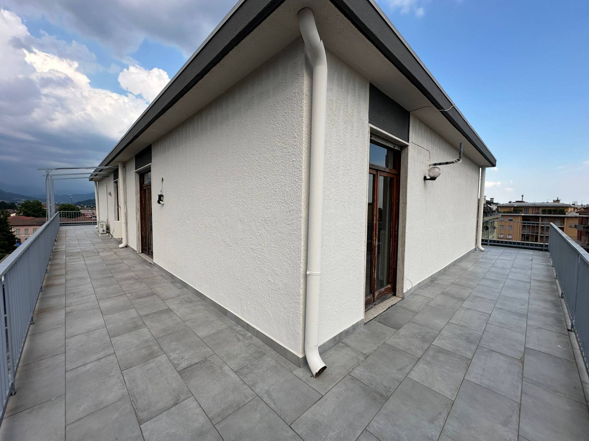 Attico in vendita a Torre Boldone