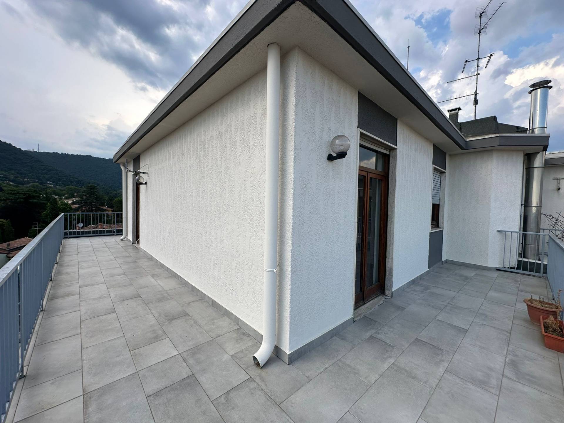 Attico in vendita a Torre Boldone