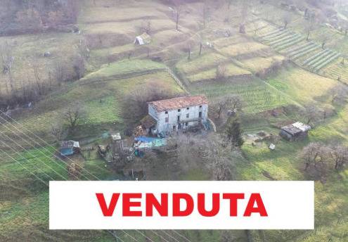 Rustico in vendita a Nembro