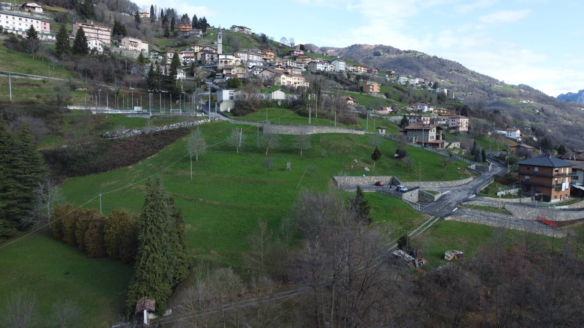 Terreno edificabile in vendita a Gazzaniga, Orezzo