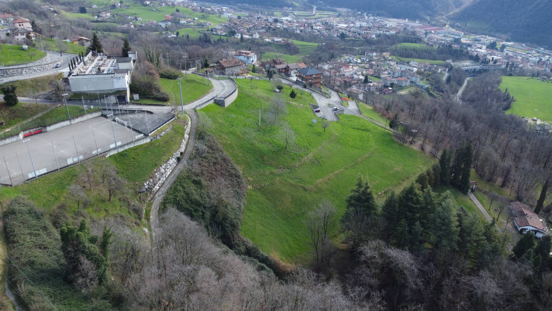 Terreno edificabile in vendita a Gazzaniga, Orezzo