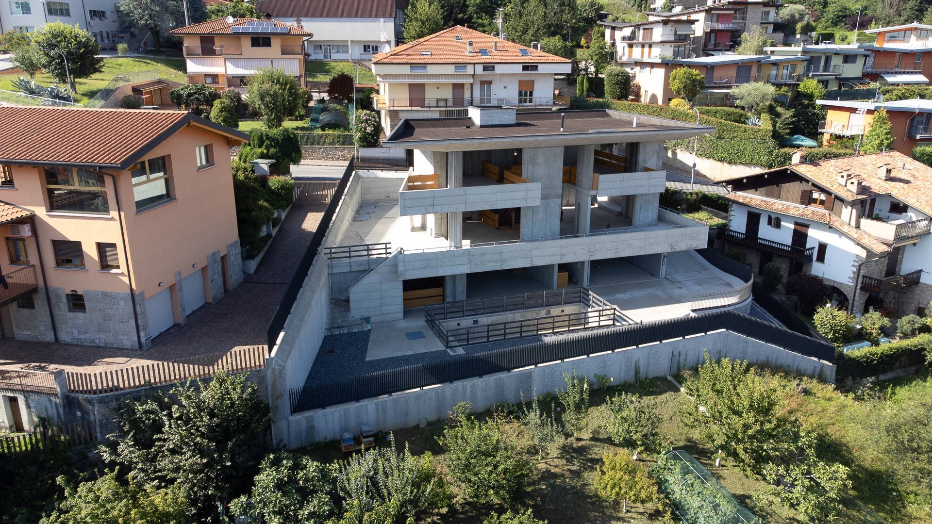 Villa in vendita a Nembro