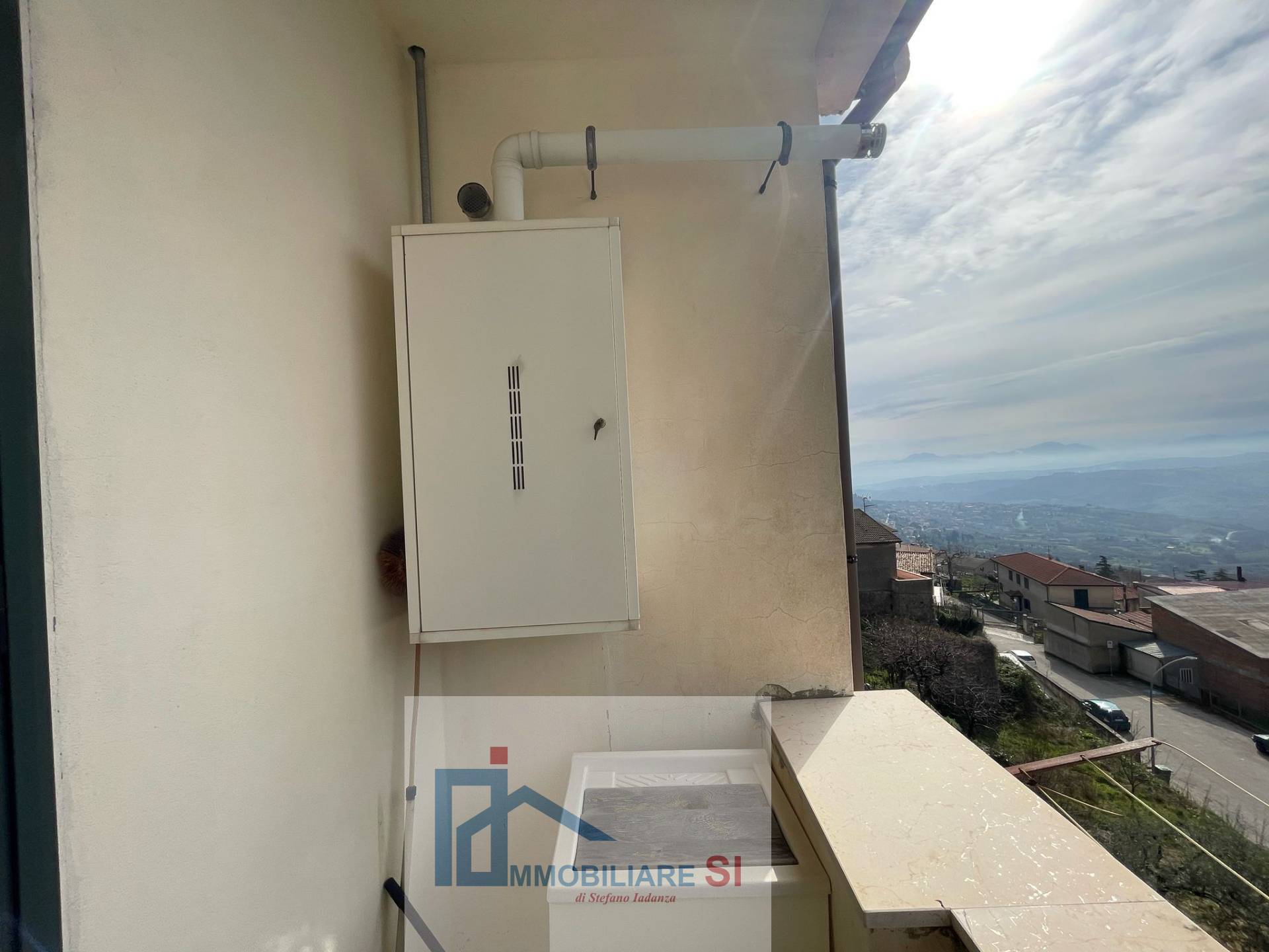 SEMINDIPENDENTE in vendita a Vitulano