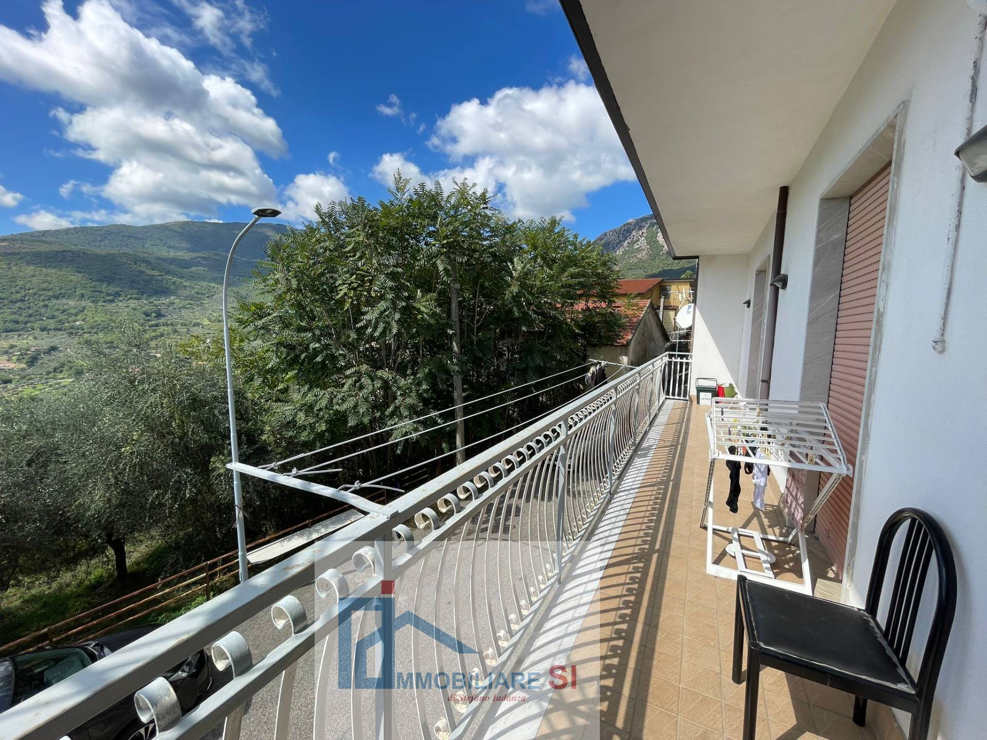 QUADRILOCALE in vendita a Foglianise, Leschito