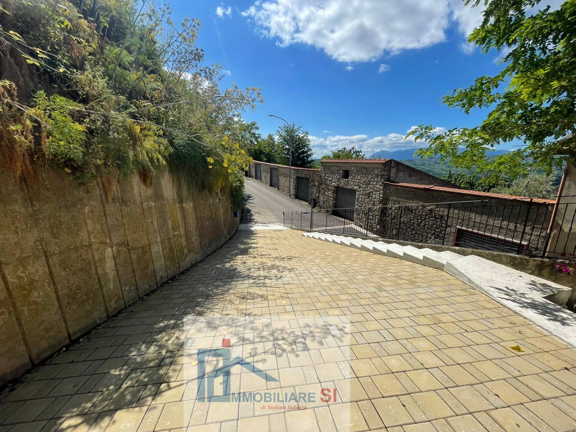 SEMINDIPENDENTE in vendita a Foglianise