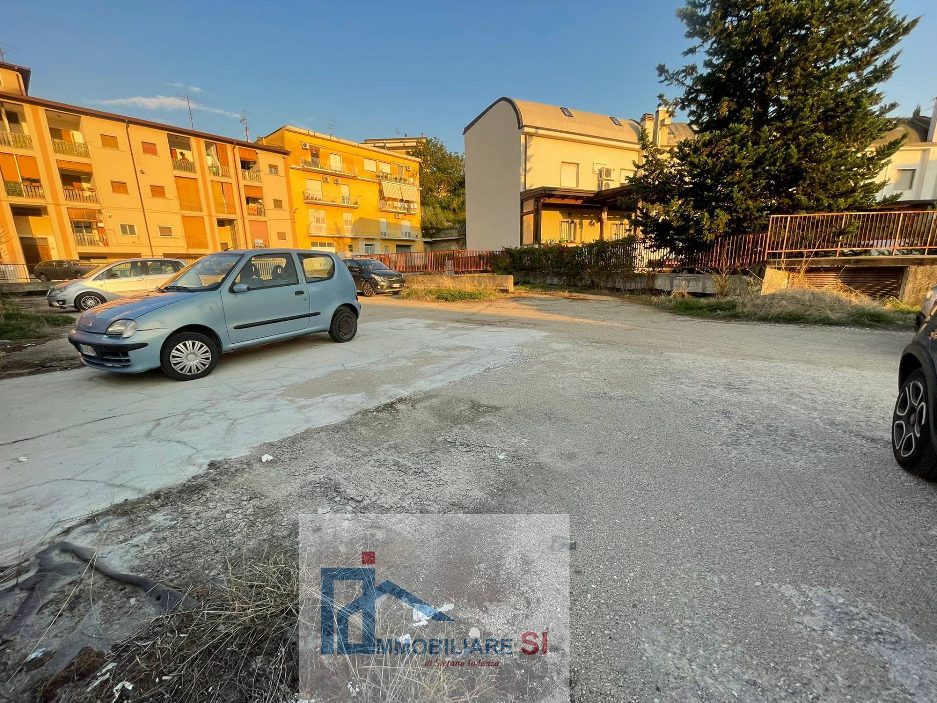 Box o garage in vendita a Benevento, Centro