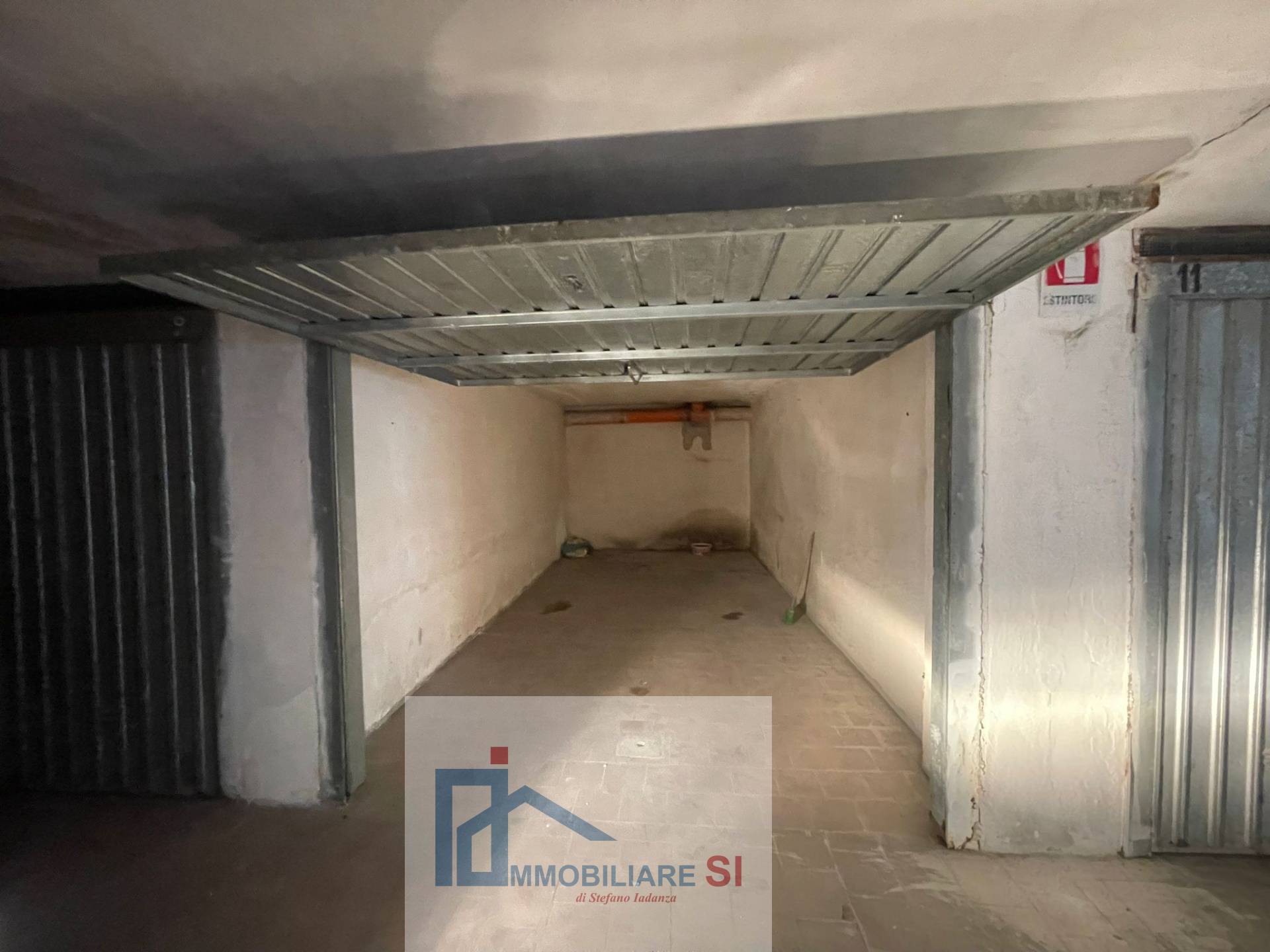 Box o garage in vendita a Benevento, Centro