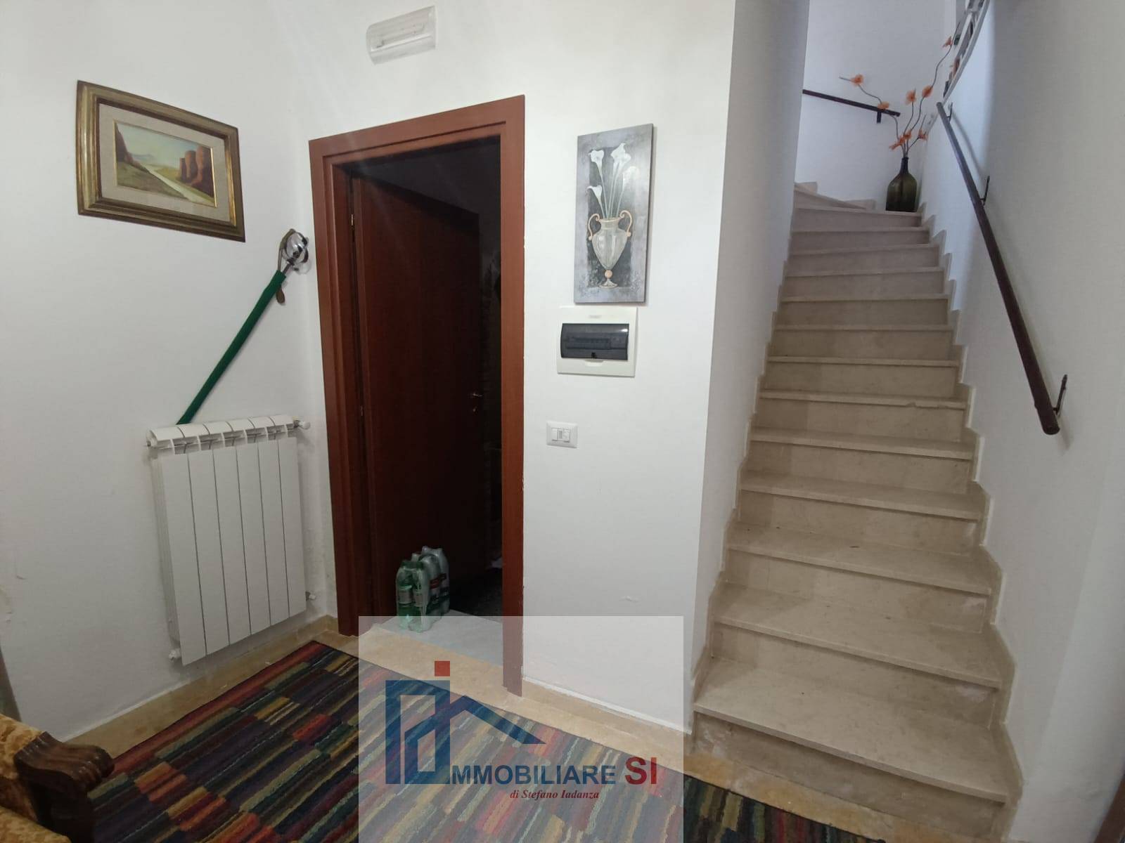 SEMINDIPENDENTE in vendita a Vitulano