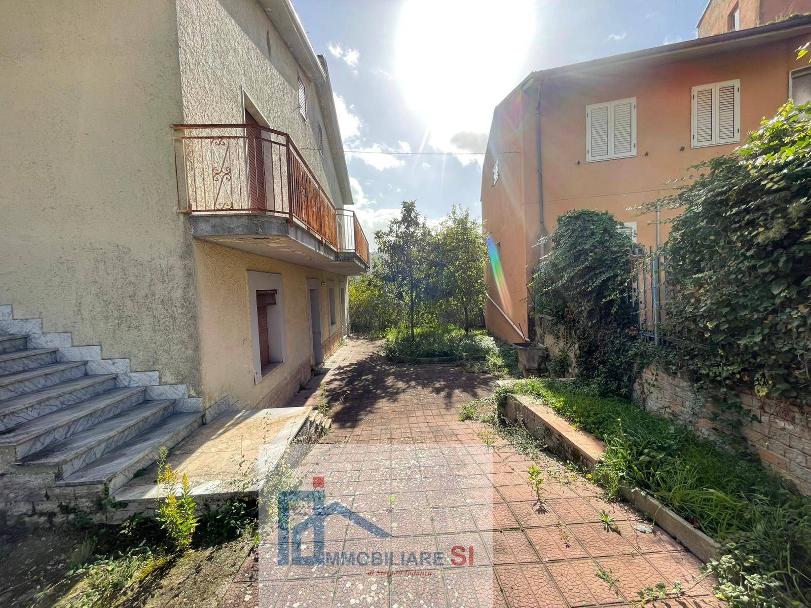 Casa singola in vendita a Sant'Angelo a Cupolo