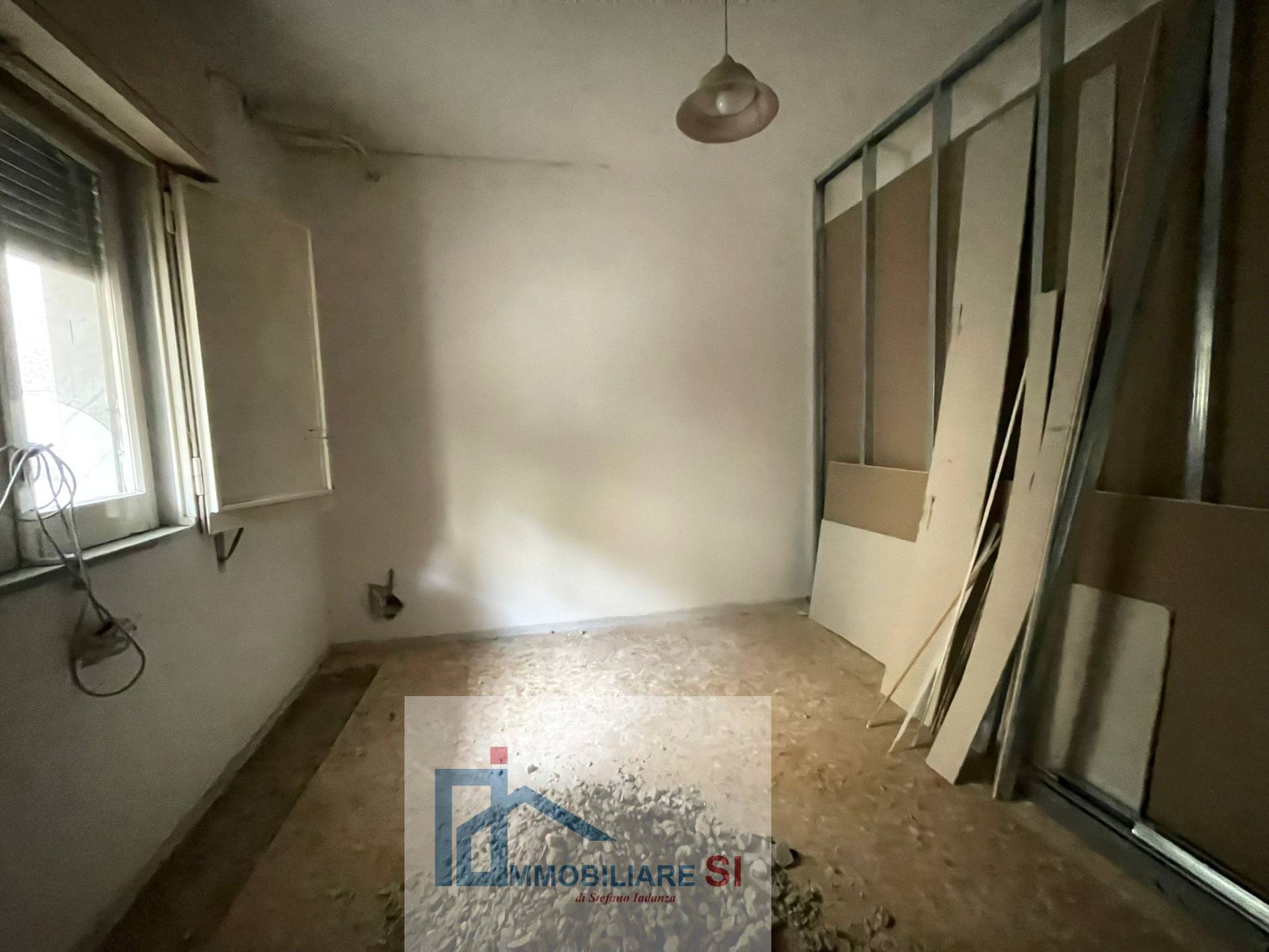 BILOCALE in vendita a Benevento, Centro Storico