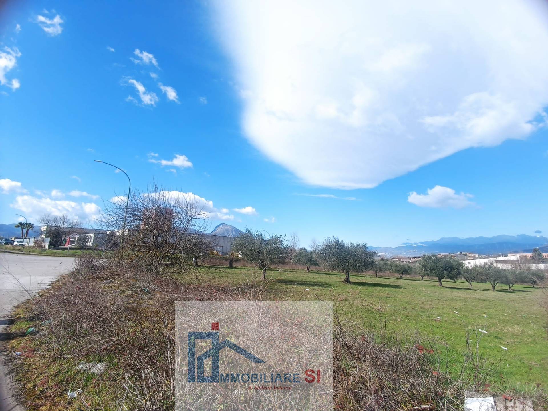 Terreno Commerciale in vendita a Benevento, Contrade