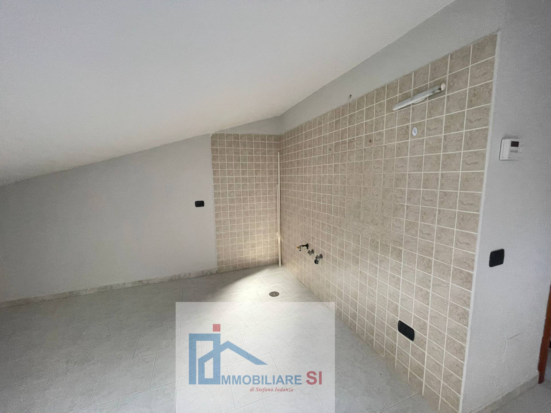 Mansarda in affitto a Benevento, Centro