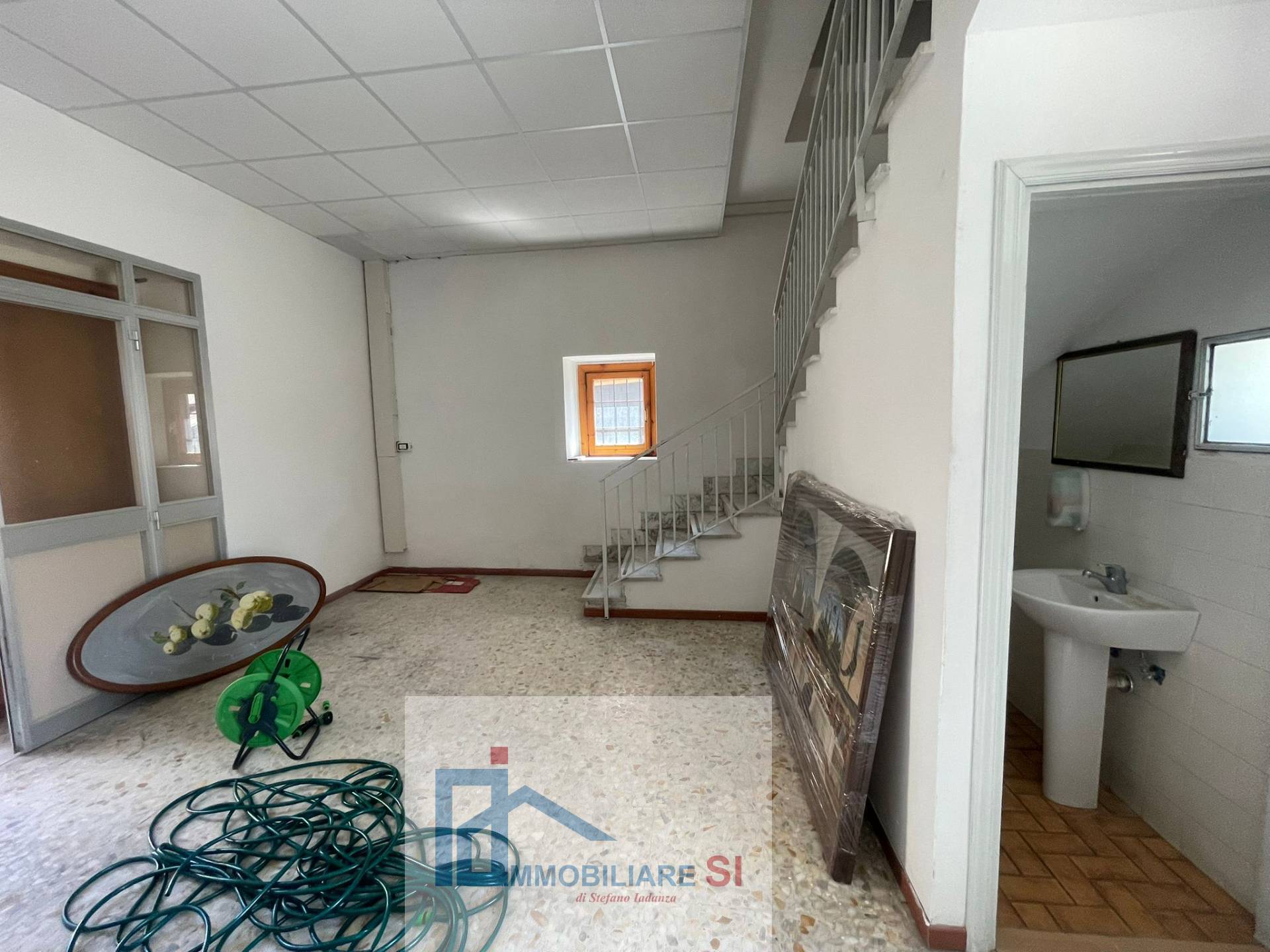 Intero Fabbricato in vendita a Benevento, Centro Storico