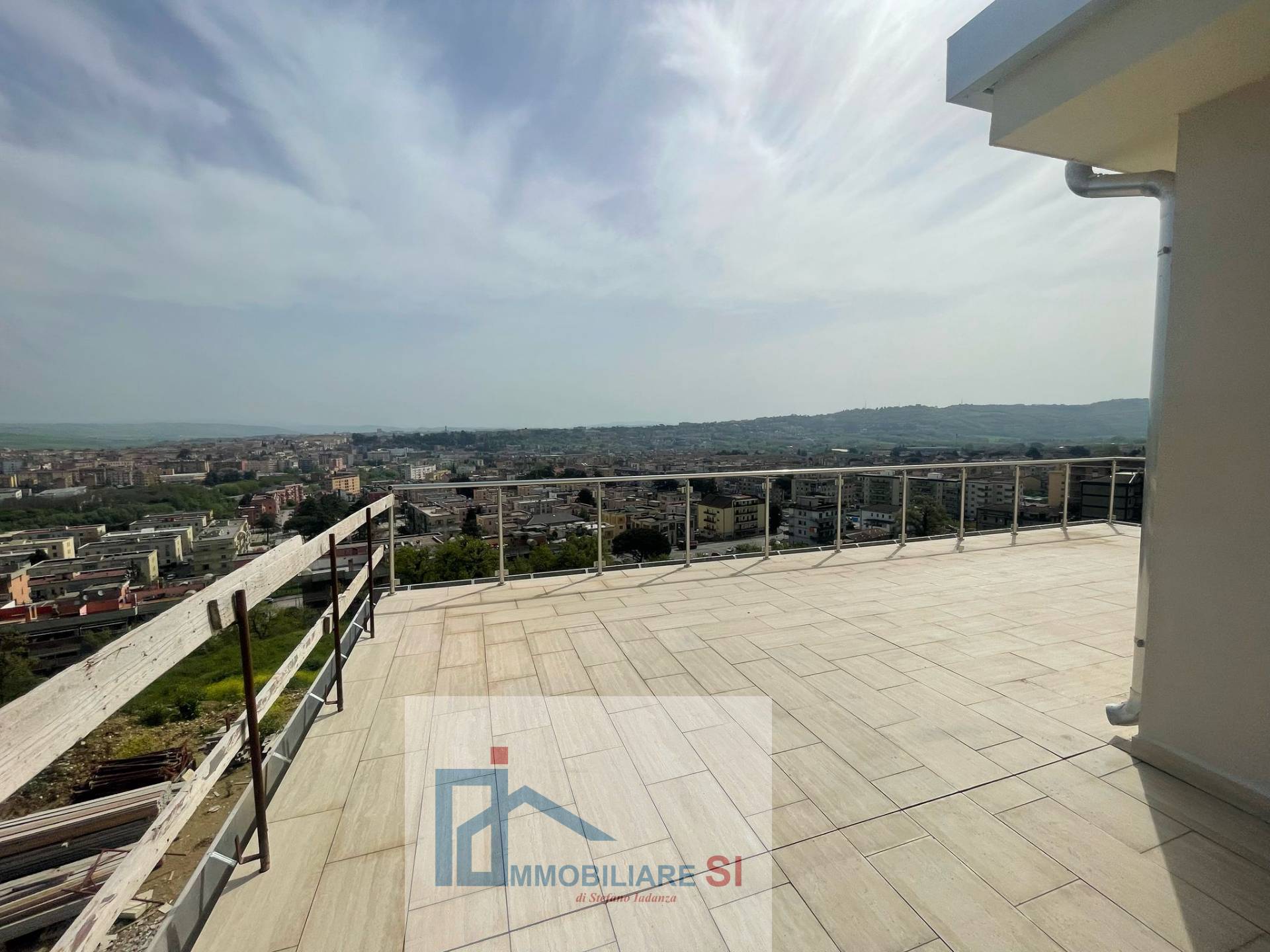 Attico in vendita a Benevento, Libert