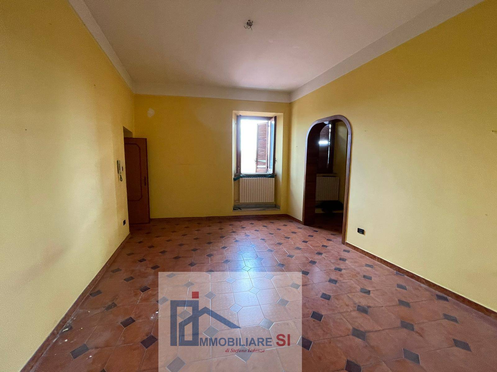 SEMINDIPENDENTE in vendita a Benevento, Centro Storico