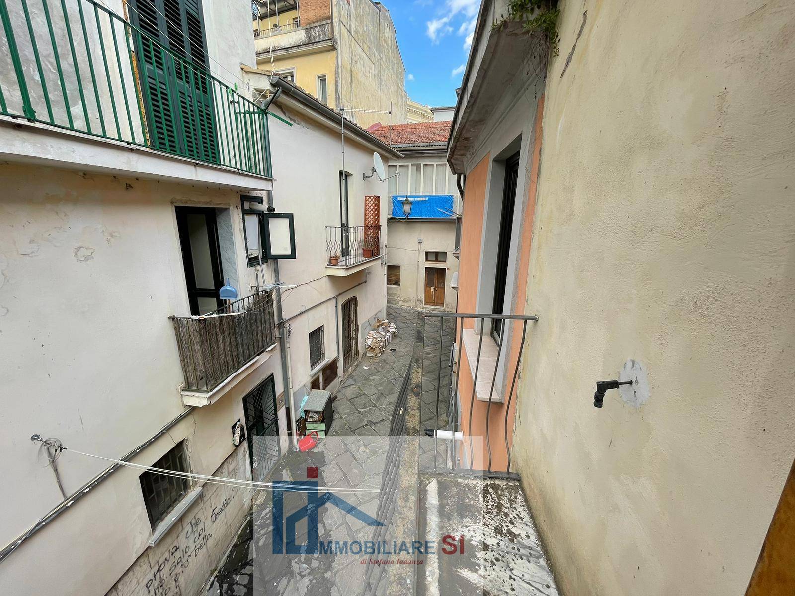 SEMINDIPENDENTE in vendita a Benevento, Centro Storico