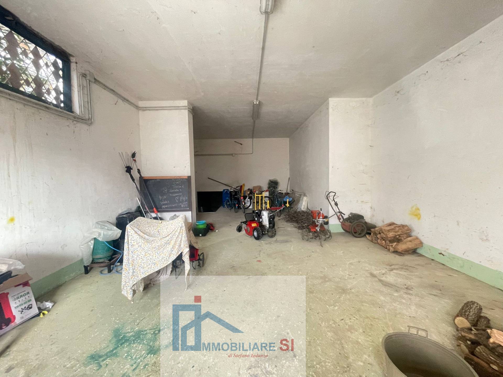 DEPOSITO in vendita a Foglianise