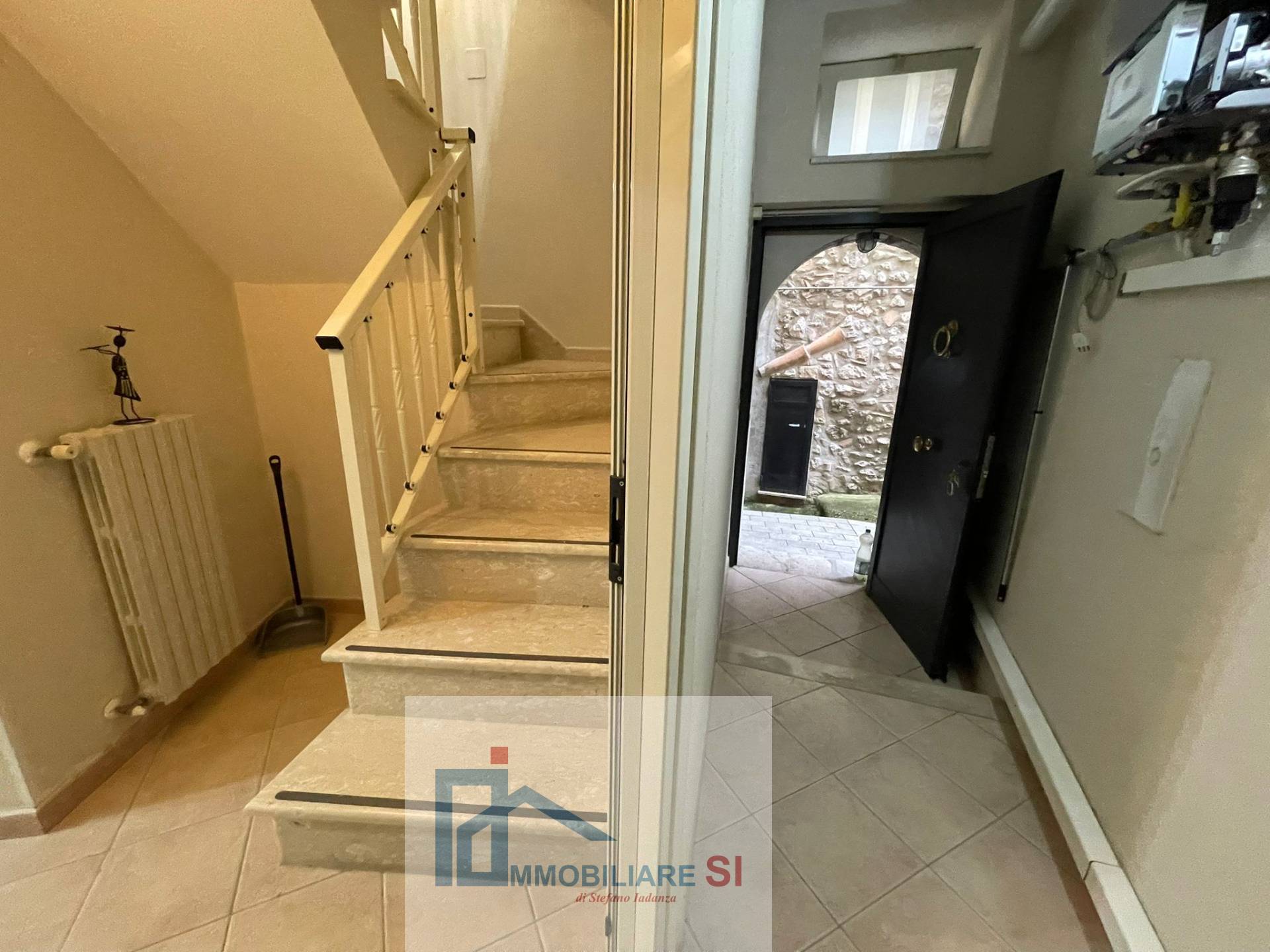 SEMINDIPENDENTE in vendita a Foglianise