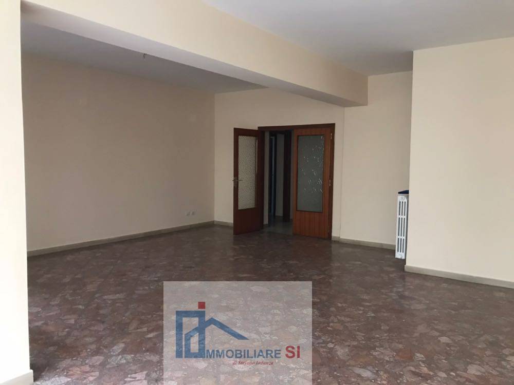 QUADRILOCALE in vendita a Benevento, Centro