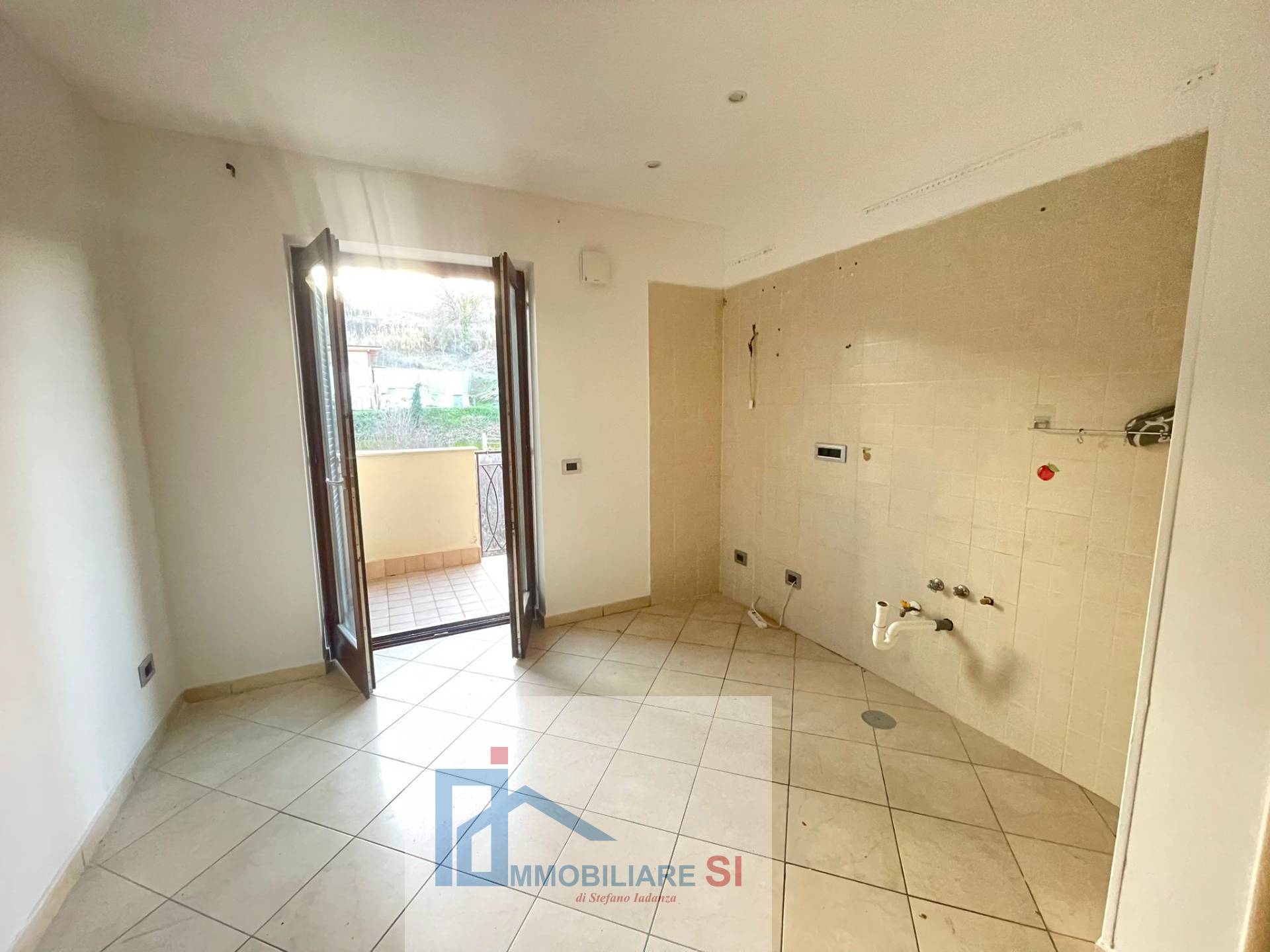 TRILOCALE in vendita a Benevento, Libert