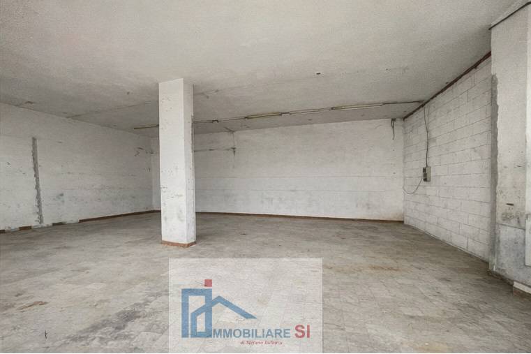 DEPOSITO in vendita a Foglianise