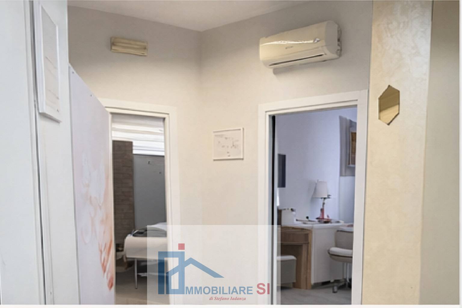 Locale commerciale in affitto a Benevento, Mellusi