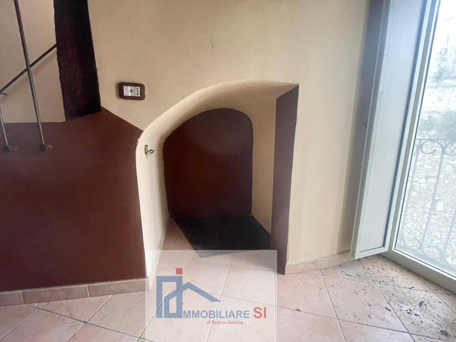 SEMINDIPENDENTE in vendita a Montesarchio