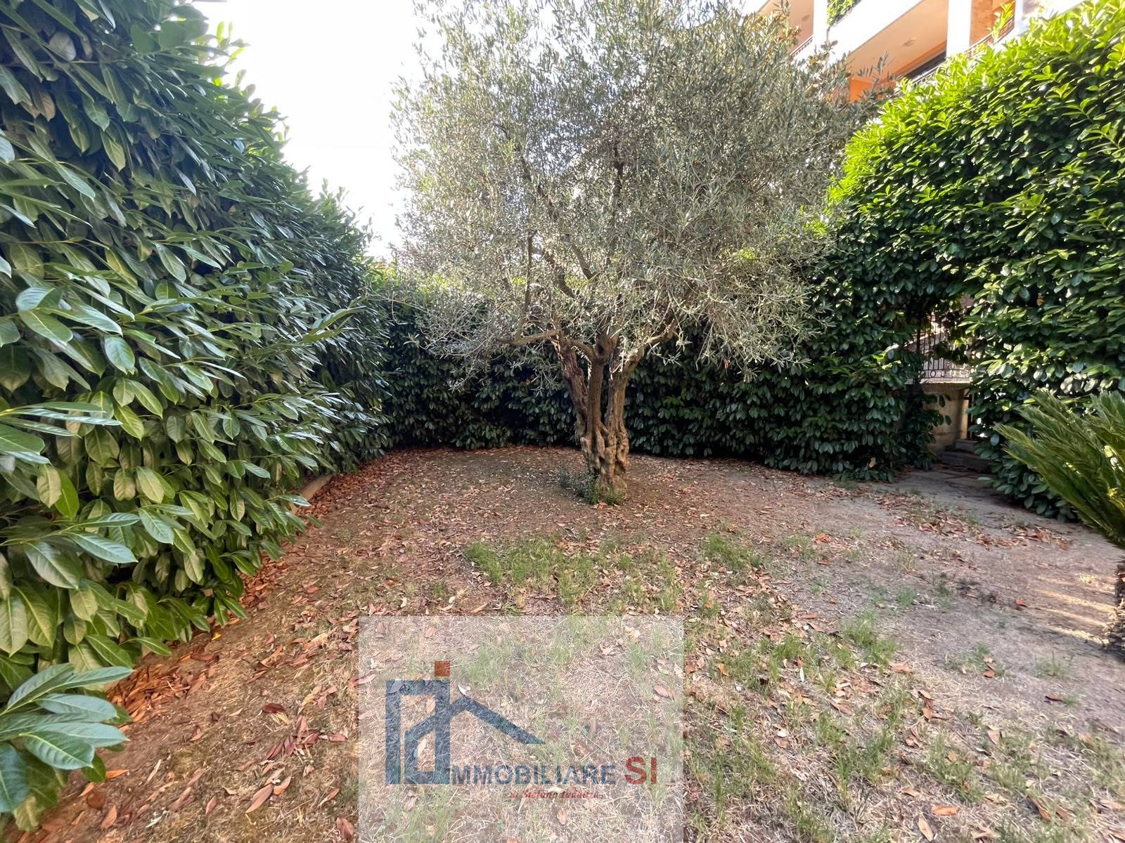 + DI 4 LOCALI in vendita a Benevento, Mellusi