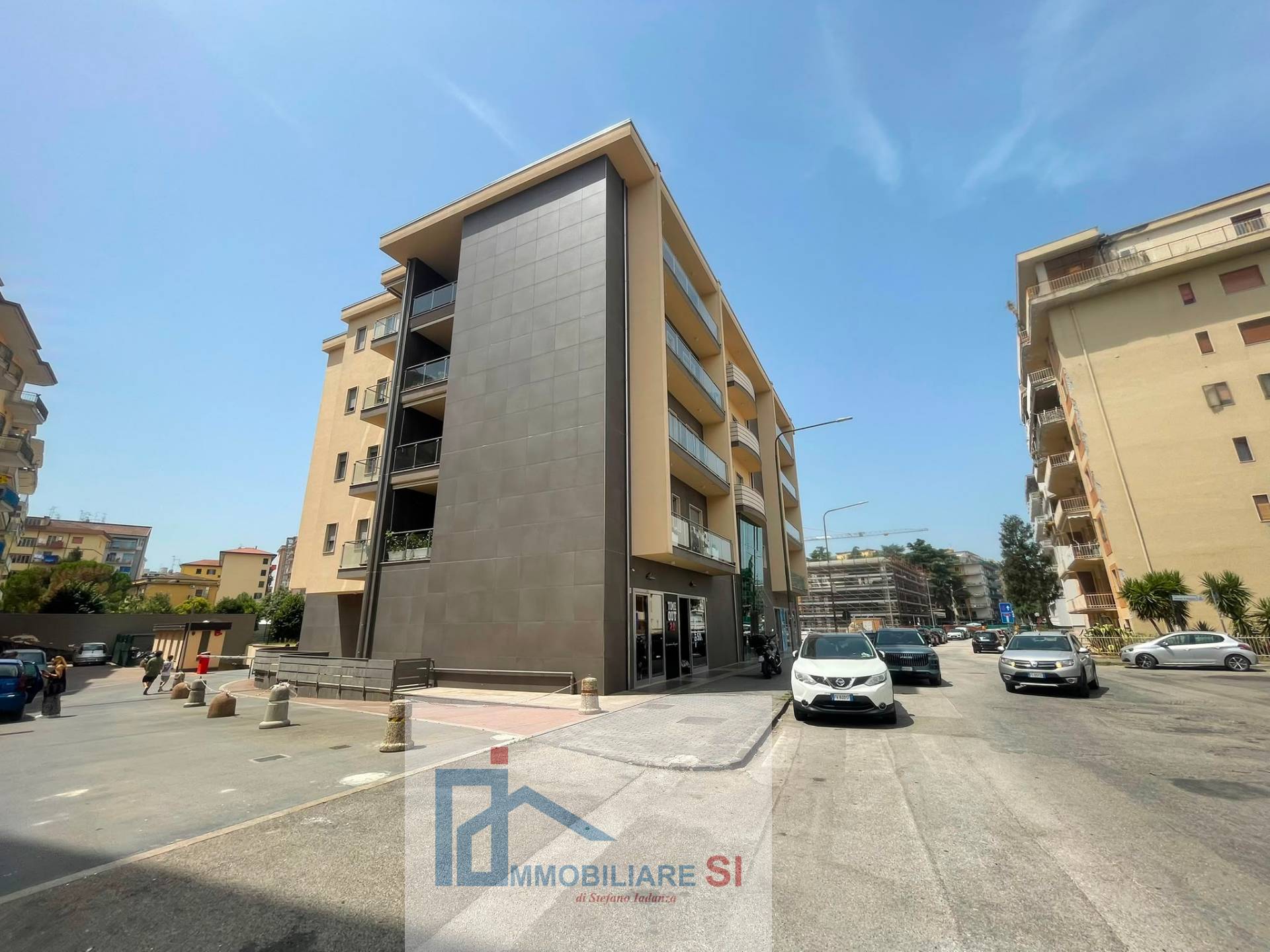 + DI 4 LOCALI in vendita a Benevento, Mellusi