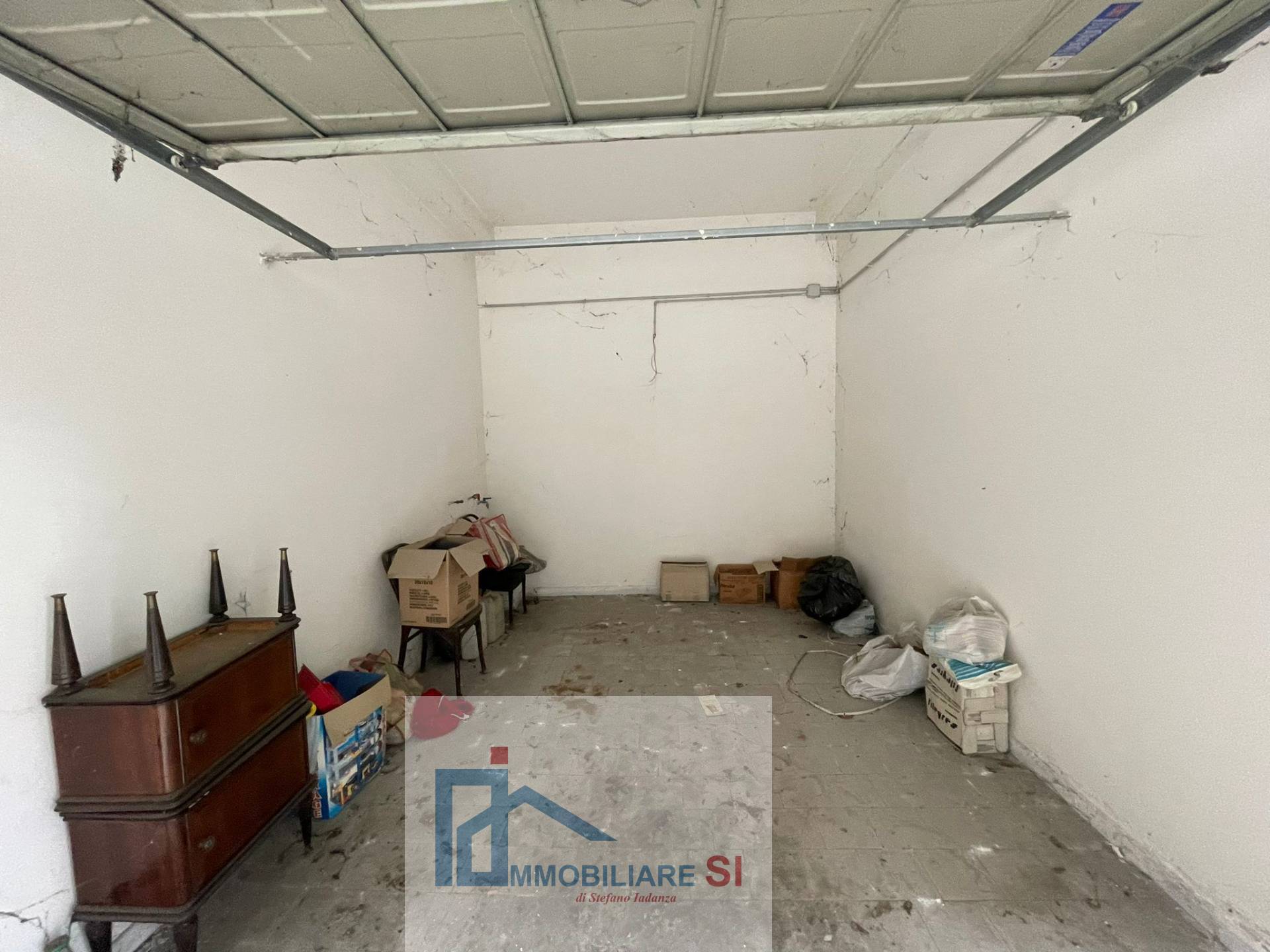 BOX / GARAGE in vendita a Benevento, Pacevecchia