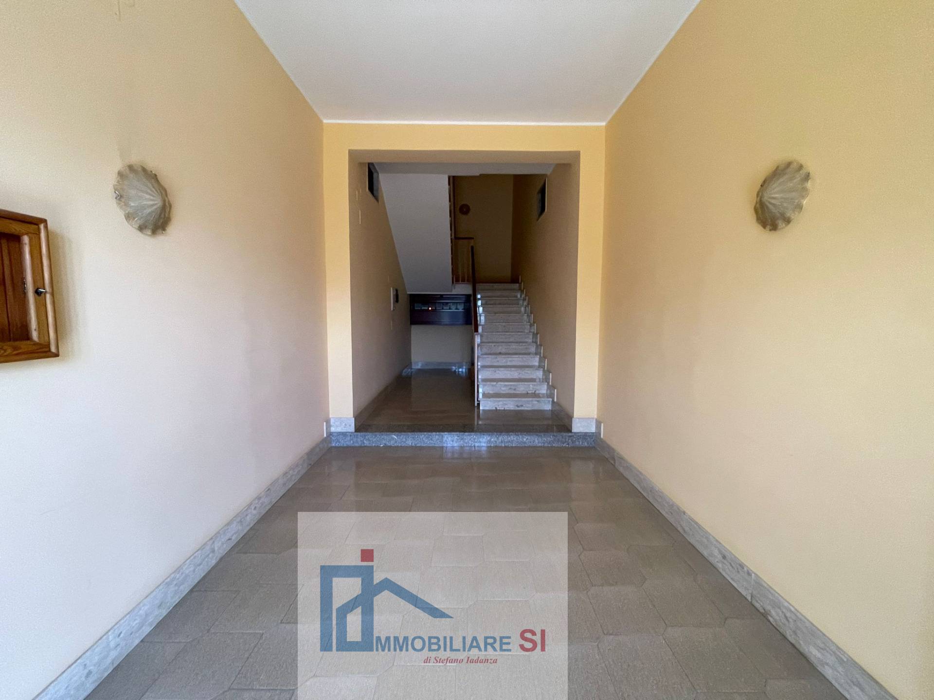QUADRILOCALE in vendita a Foglianise, Leschito
