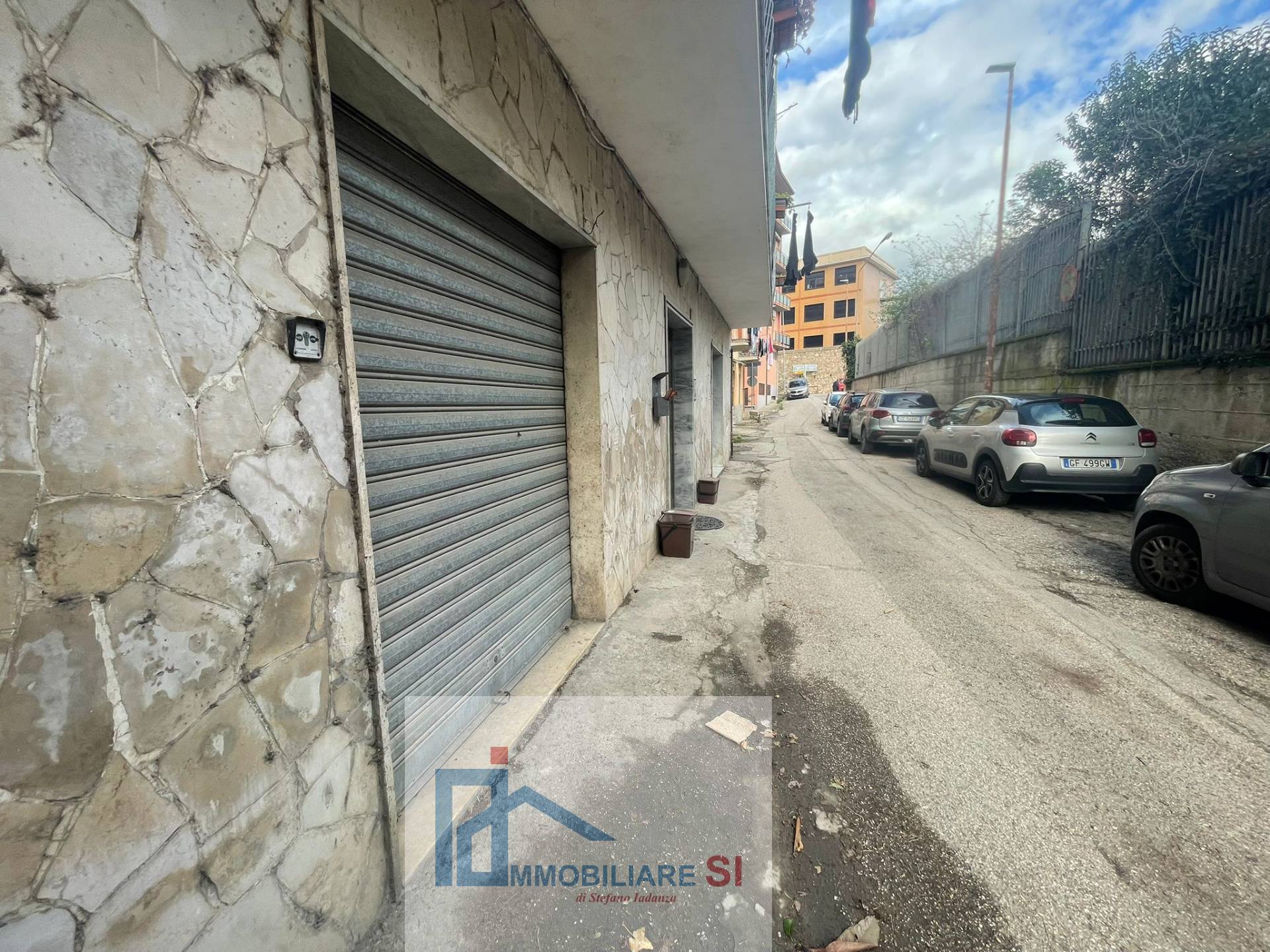 Box o garage in vendita a Benevento, Centro Storico