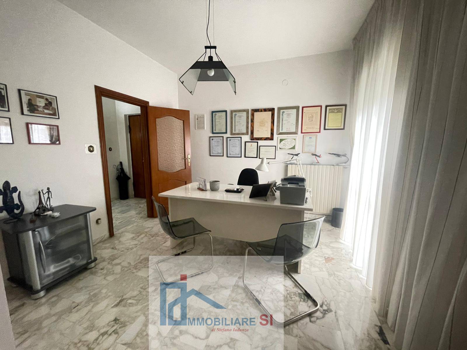 + DI 4 LOCALI in vendita a Benevento, Mellusi