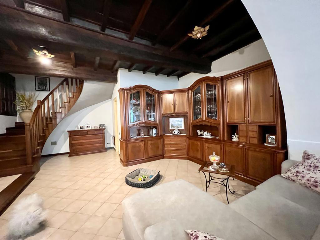 Quadrilocale in vendita a Acuto