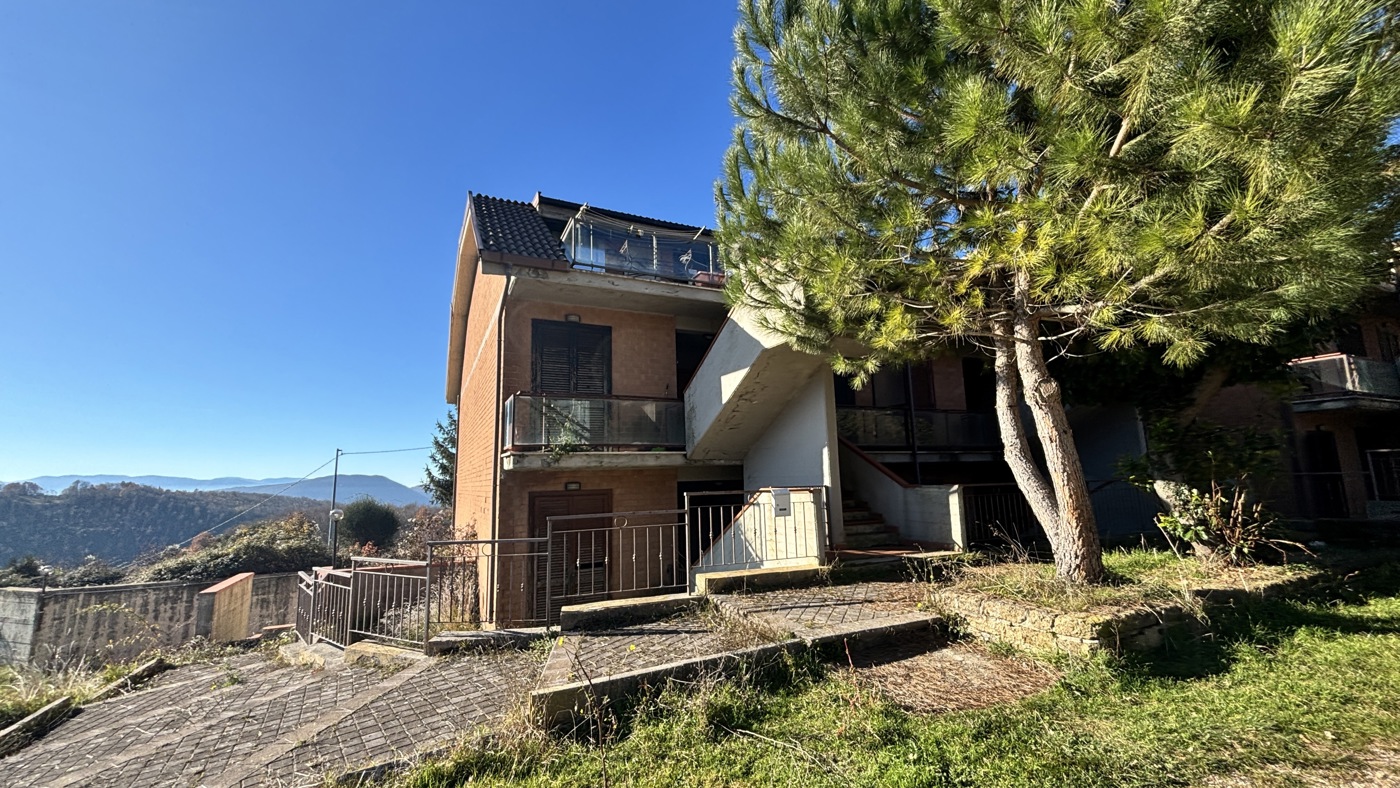 Bilocale in vendita a Torre Cajetani