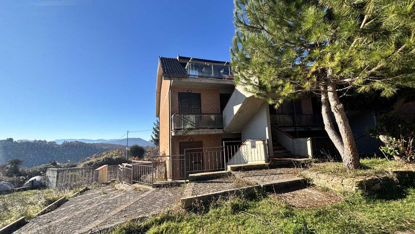 Bilocale in vendita a Torre Cajetani