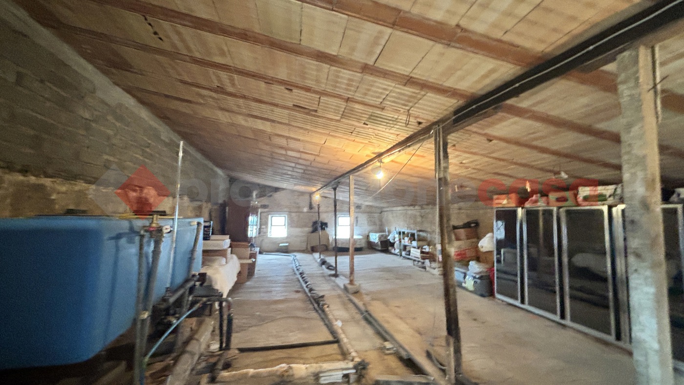 Appartamento in vendita a Torre Cajetani