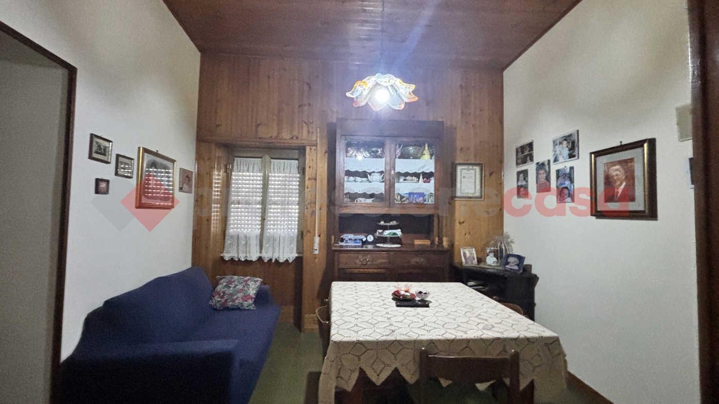 Appartamento in vendita a Torre Cajetani