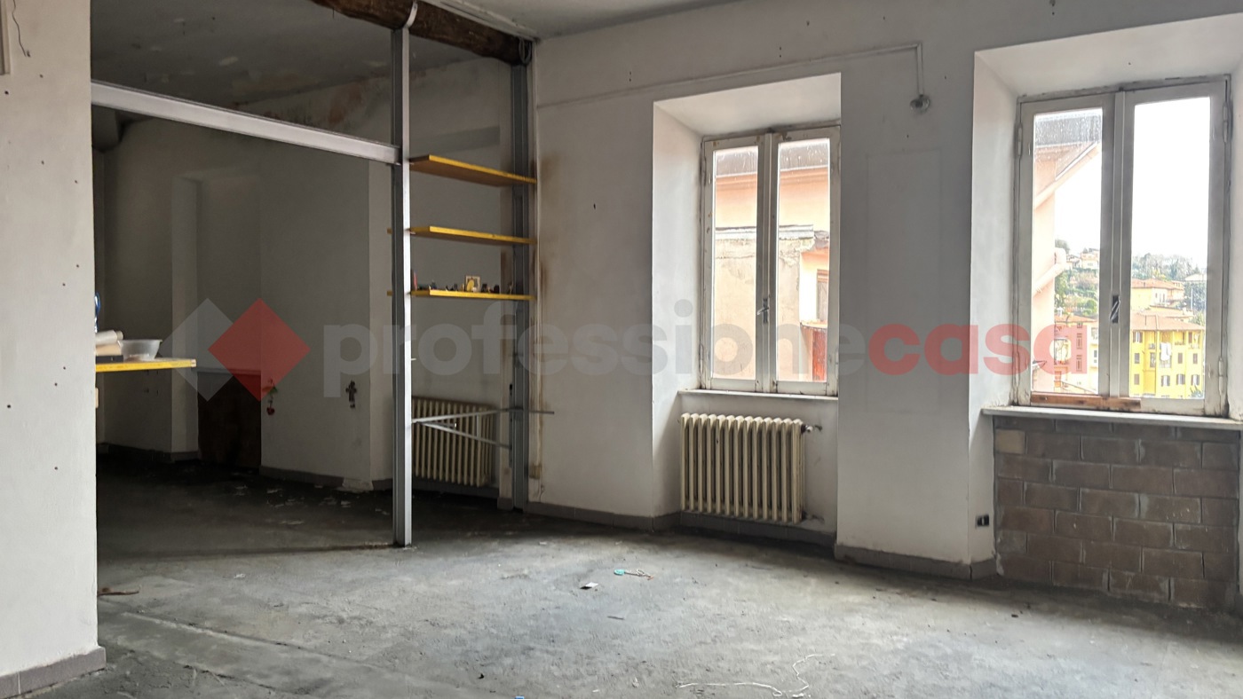 Quadrilocale da ristrutturare a Fiuggi