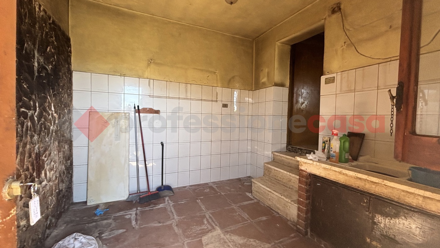 Casa indipendente in vendita a Torre Cajetani
