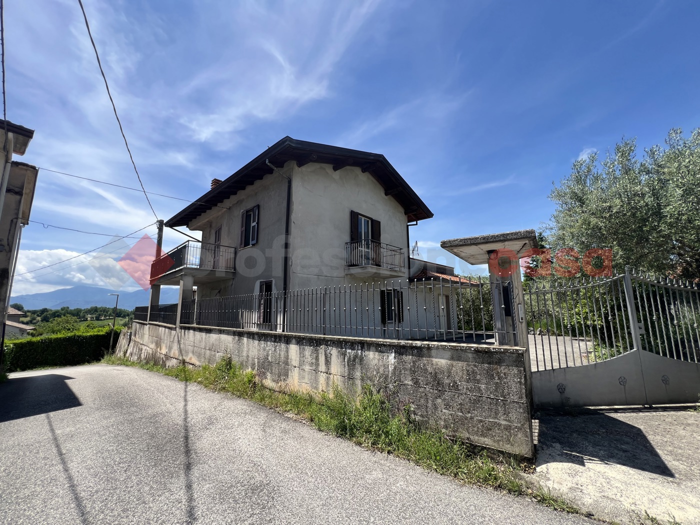 Casa indipendente da ristrutturare a Fumone