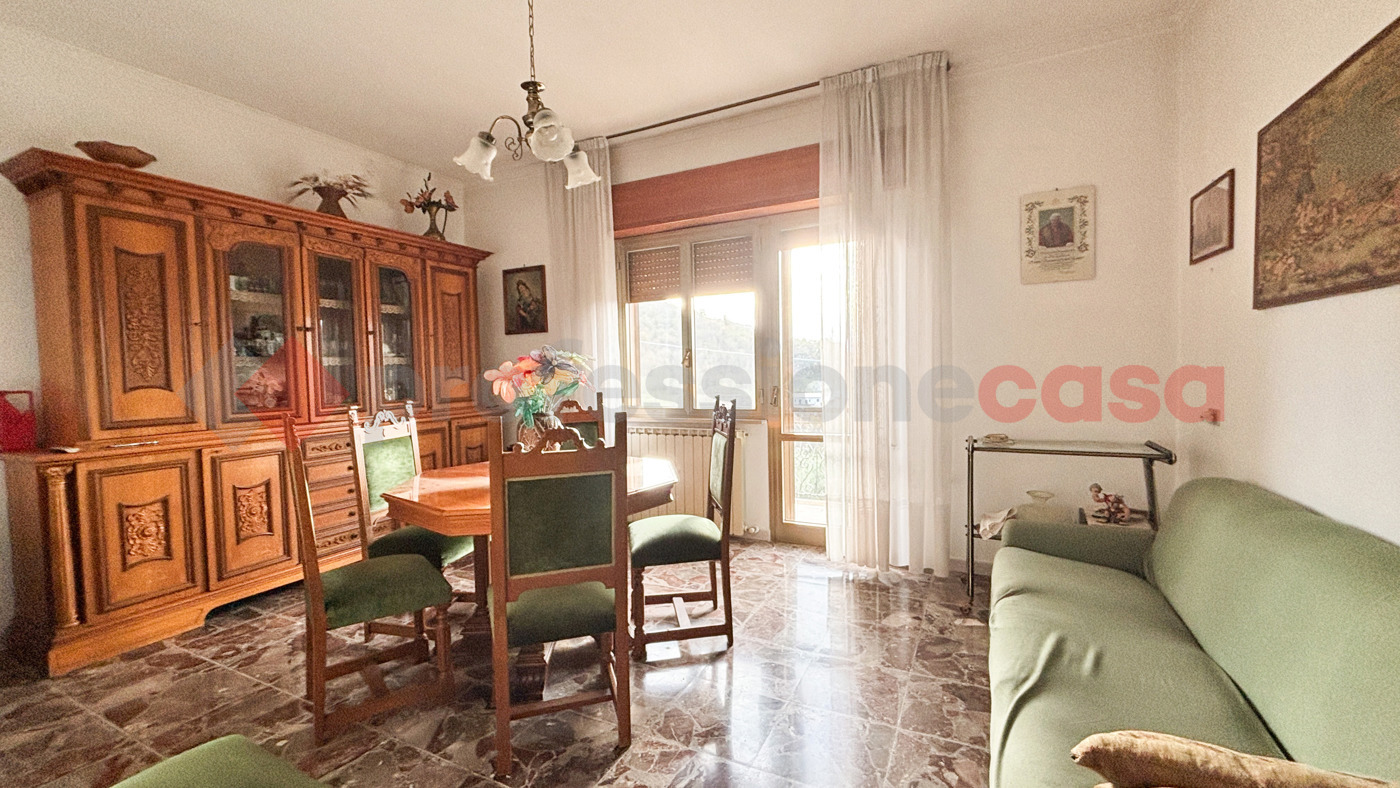 Appartamento in vendita a Torre Cajetani
