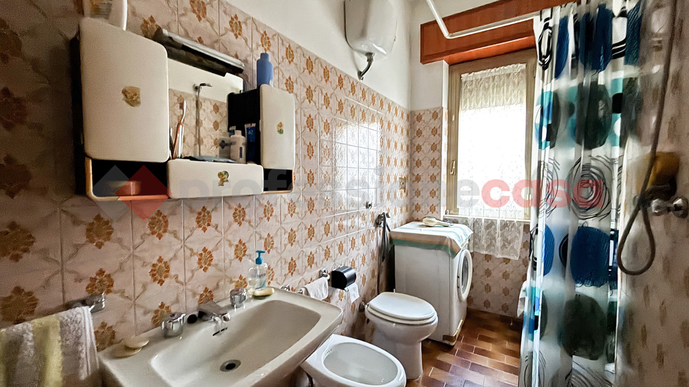 Appartamento in vendita a Torre Cajetani