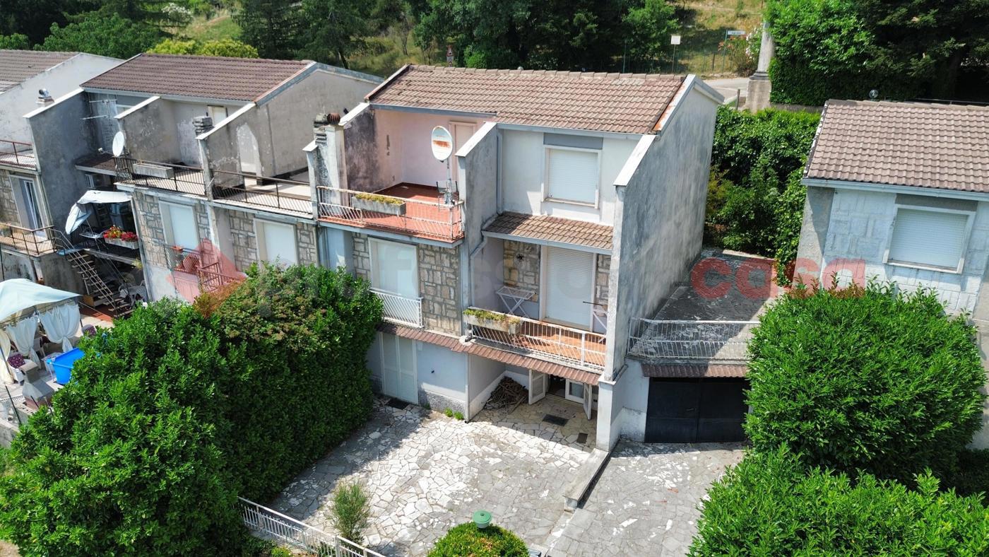 Villa in vendita a Torre Cajetani