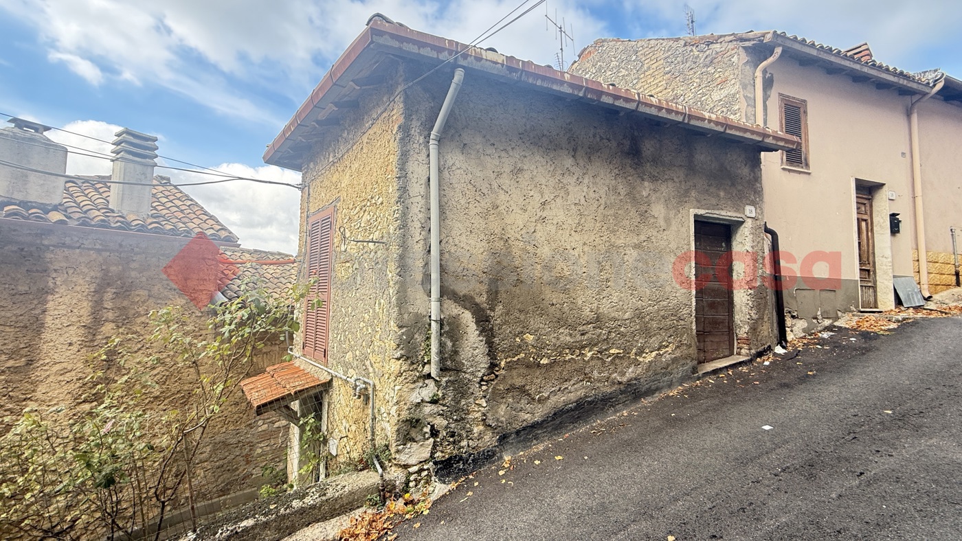 Casa indipendente da ristrutturare a Fiuggi